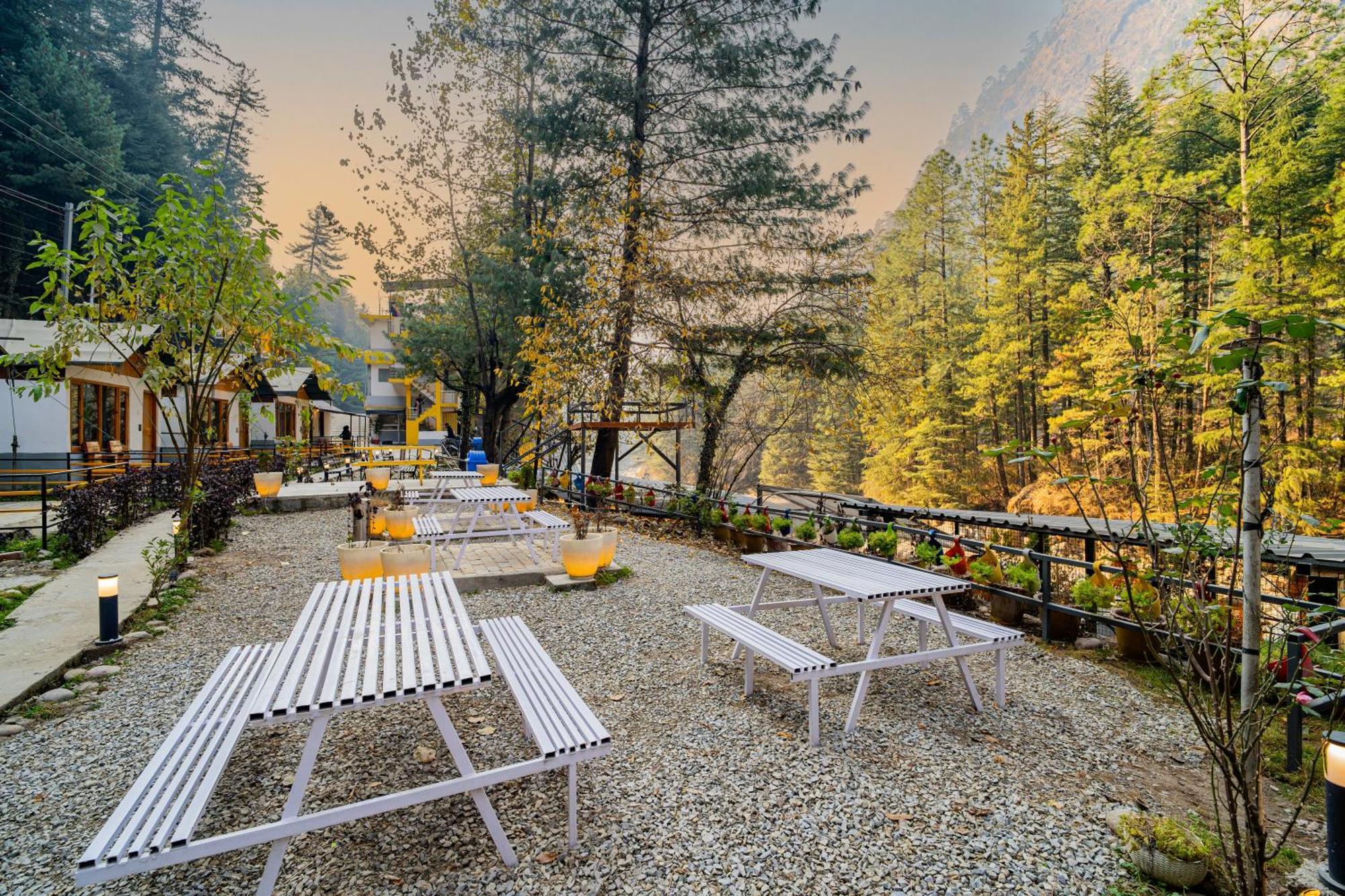 The Hosteller Kasol, Riverside מראה חיצוני תמונה