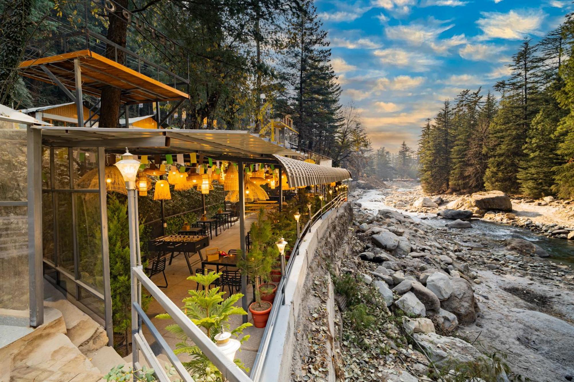 The Hosteller Kasol, Riverside מראה חיצוני תמונה